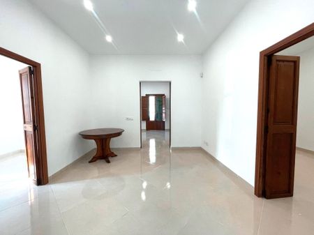 Casa o chalet de alquiler en Carrer San Francisco de Sales, L'Olivera - Photo 2