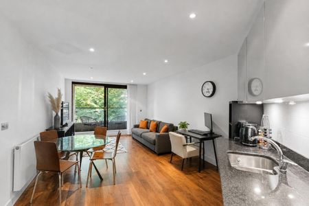 Kimberley Road, Kilburn, London - Photo 2