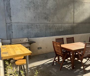 South Yarra - Photo 2