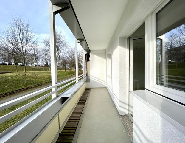 Moderne 1-Raumwohnung mit LED-Spots und bodengleicher Dusche - Foto 1