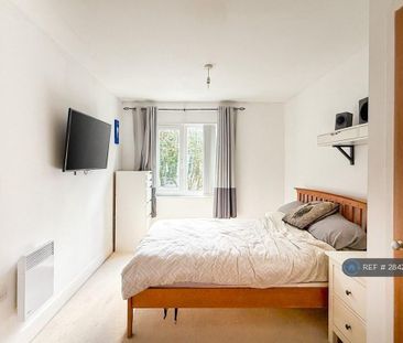 2 bedroom flat to rent - Photo 6