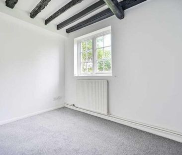 High Street, Chobham, GU24 - Photo 3