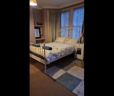 Room in a Shared House, Colchester Road, E10 - Photo 6