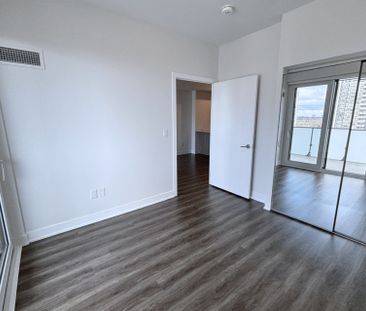 For Lease - 4130 Parkside Village Drive Unit# 802, Mississauga, Ont... - Photo 5