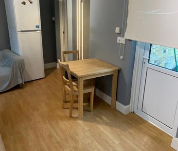 Studio Flat, Mews Friern Barnet Road, N11 - Photo 2