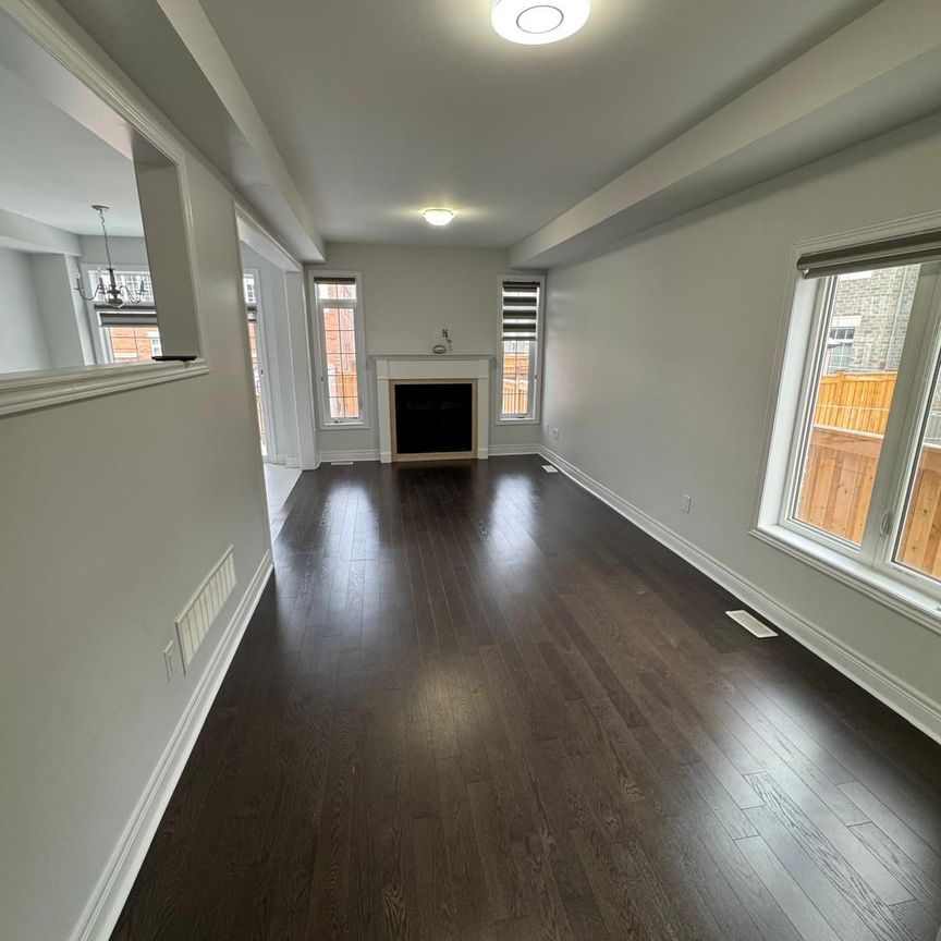 For Lease - 87 Branigan Crescent, Halton Hills, Ontario - Photo 1