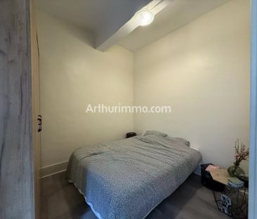 Location Appartement 2 pièces 46 m2 à Lons-le-Saunier - Photo 2