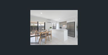 Modern 3-Bedroom Townhouse in a Desirable Location - Stylish & Spacious! - Photo 5