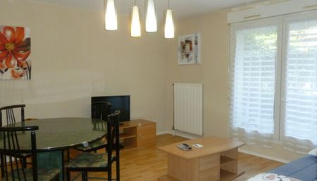 Appartement 2 pièces 62m2 REIMS 730 euros - Photo 3