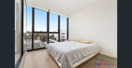 2 Bedrooms plus Study Unit with direct access to Macquarie Center - Photo 4