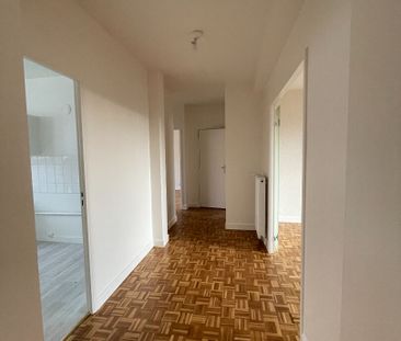 T4 AVEC GARAGE - Photo 6