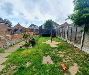 Chichester Road, Bognor Regis - Photo 1