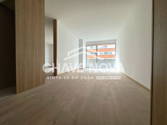 Apartamento T1 em Porto - Foto 1