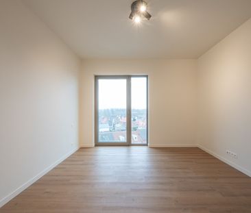 Ruim en lichtrijk appartement met open zicht en zonnig terras, in h... - Photo 2