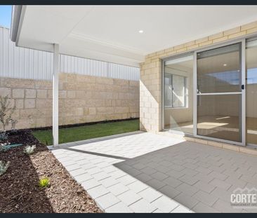 Private Ensuite Room with Flexible Furnishing Options in Alkimos - Photo 2
