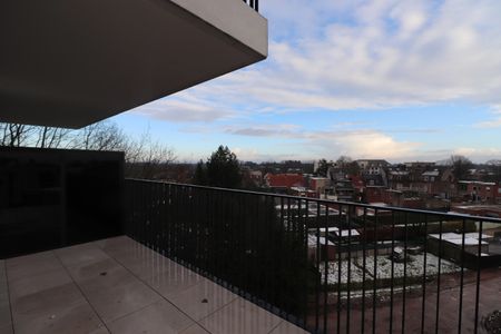 BEN-appartement (85 m²) op de 4de verdieping met terras, ondergrondse autostaanplaats en berging. - Foto 3