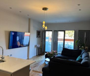 1 bedroom flat to rent - Photo 6