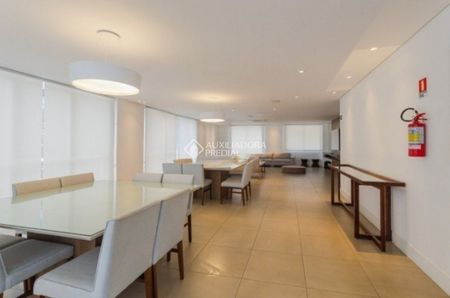 Apartamento com 4 quartos e 207m² para alugar em Rio Branco, Porto Alegre. - Photo 3