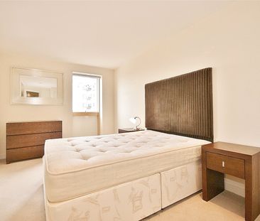 Durnsford Road, London, SW19 8GU - Photo 3
