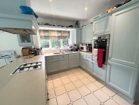 Room 1, Dartmouth Drive, St Helens, W... - Photo 3