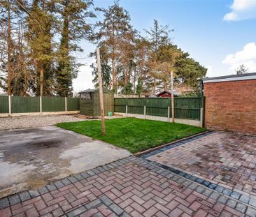 3 bedroom semi-detached house to rent - Photo 2