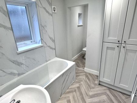 3 bedroom terraced house to rent - Photo 5