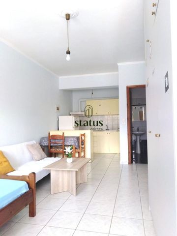 Studio/Γκαρσονιέρα για ενοικίαση Κέντρο (Ρίο) - Φωτογραφία 2