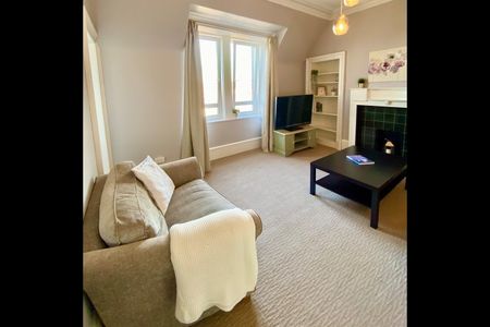 2 Bed Flat, Richmond Terrace, EH11 - Photo 2