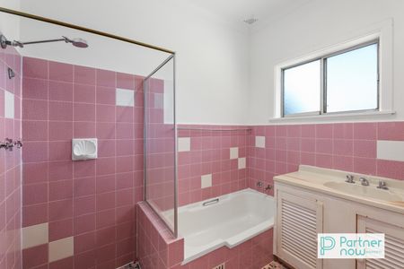 2 Campbell Street, TAMWORTH NSW 2340 - Photo 4