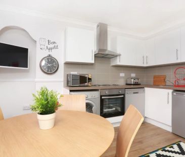 Limscott House – Room 3 - Photo 4