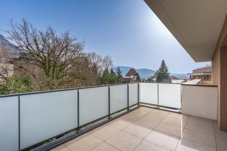 Location Appartement 5 pièces 116m² ANNECY LE VIEUX 74940 - Photo 4