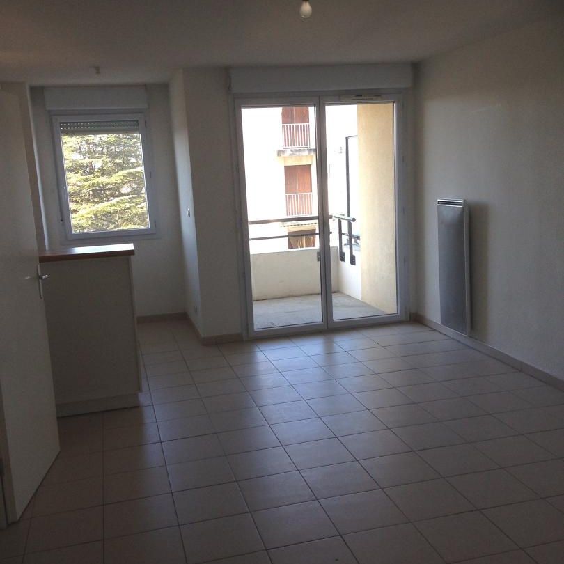 location Appartement T2 DE 40.94m² À CARPENTRAS - Photo 1