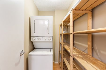 105-345 4 Ave Ne - Photo 4