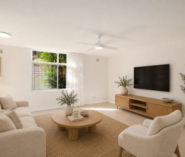 Charming Ground Floor Apartment in the Heart of Newport - Photo 2