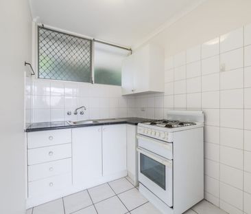 3/56 Burrai Street, Morningside, Qld 4170 - Photo 4