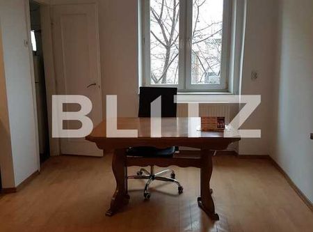 Apartament cu 5 camere, 105 mp, de locuit/spatiu comercial, zona P-ta Cipariu - Photo 3