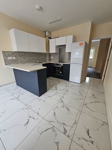 1 Bed Flat, Gainsborough Road, LE2 - Photo 4