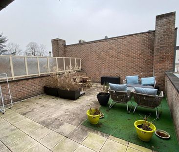 Gezellig appartement met 2 slpks en een ruime terras in hartje Mol ... - Photo 2