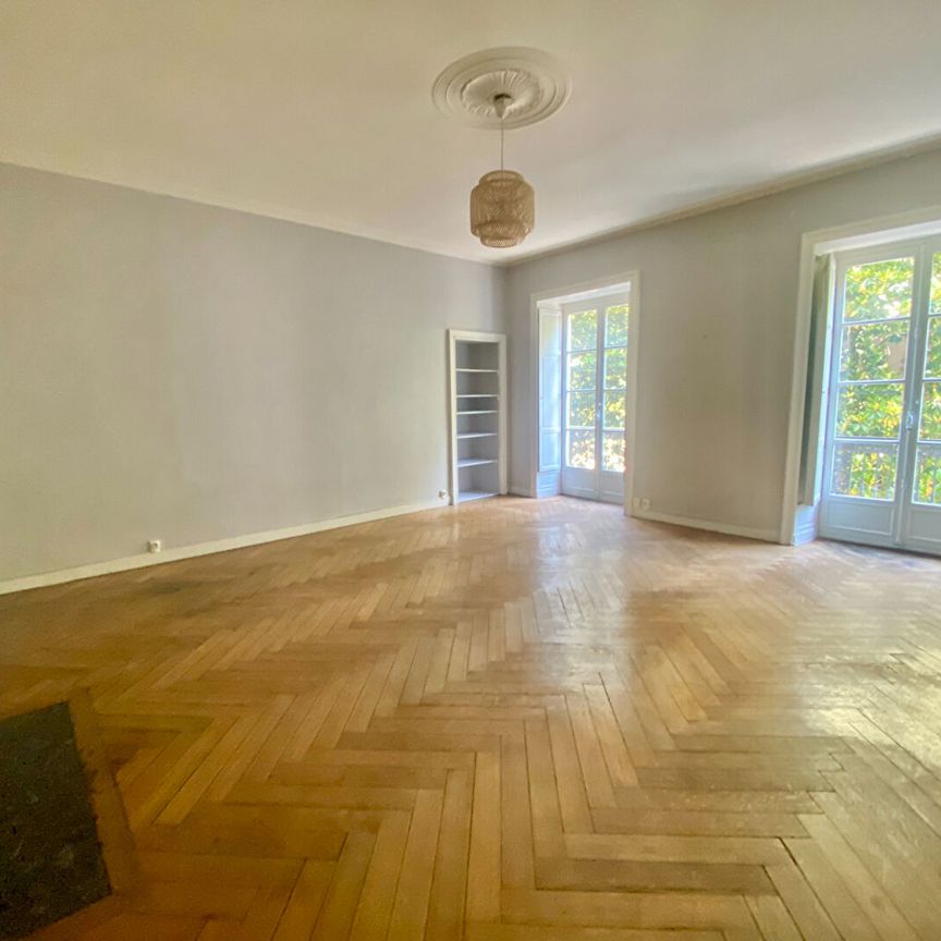 A Louer - Nantes Centre - Grand Appartement 6 Pièces De 175.24 M² - Photo 1