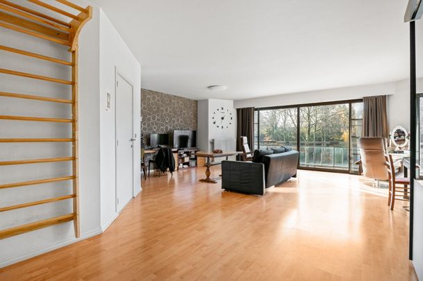 Verzorgd ruim appartement op toplocatie in Brasschaat - Photo 1