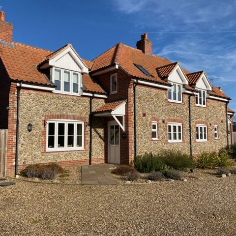 Beautifully Appointed Three Bedroom Home to Let Close to Holt Town Centre - Photo 1