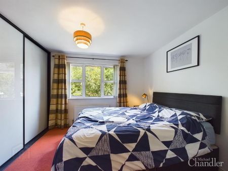 10 Ardenlee Court, Belfast, BT6 8QE - Photo 4
