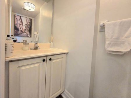 For Lease - 188 Doris Avenue Unit# 1014, Toronto, Ontario - Photo 4