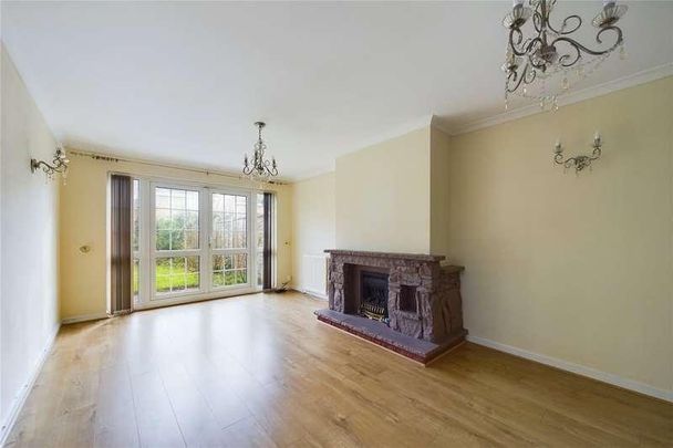 Kelsey Close, Maidenhead, Berkshire, SL6 - Photo 1