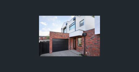 Space & Style - Photo 5