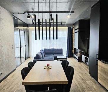 Mieszkanie na Wynajem, 80.00m - Zdjęcie 3