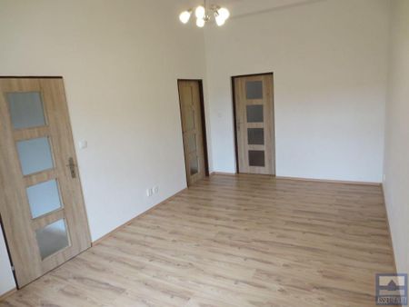 Pronájem bytu 2+kk 55 m2 - Fotografie 3