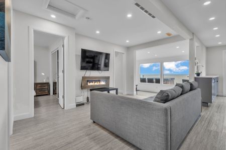 For Lease - 24 Trillium Avenue, Hamilton, Ontario - Photo 5