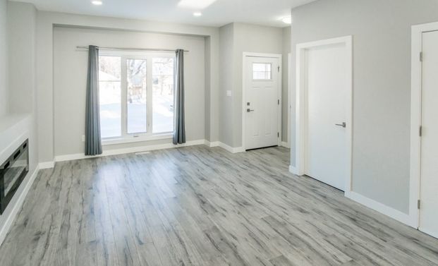 52 Crystal, Winnipeg, MB - Photo 1