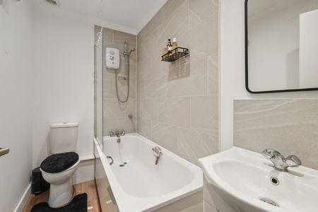 Red Lion Court, CM23, Bishops Stortford - Photo 4